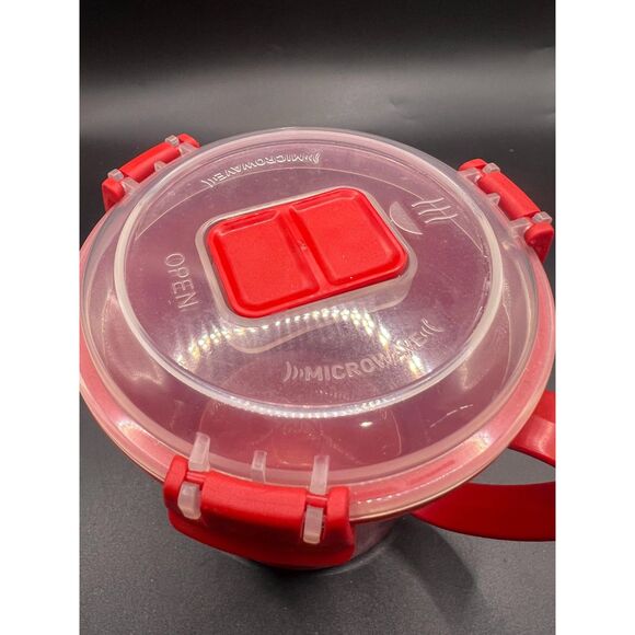 Red Sistema Microwavable Cookware Cup 22.18 Oz. BPA free And Lid With Vent - Picture 3 of 5
